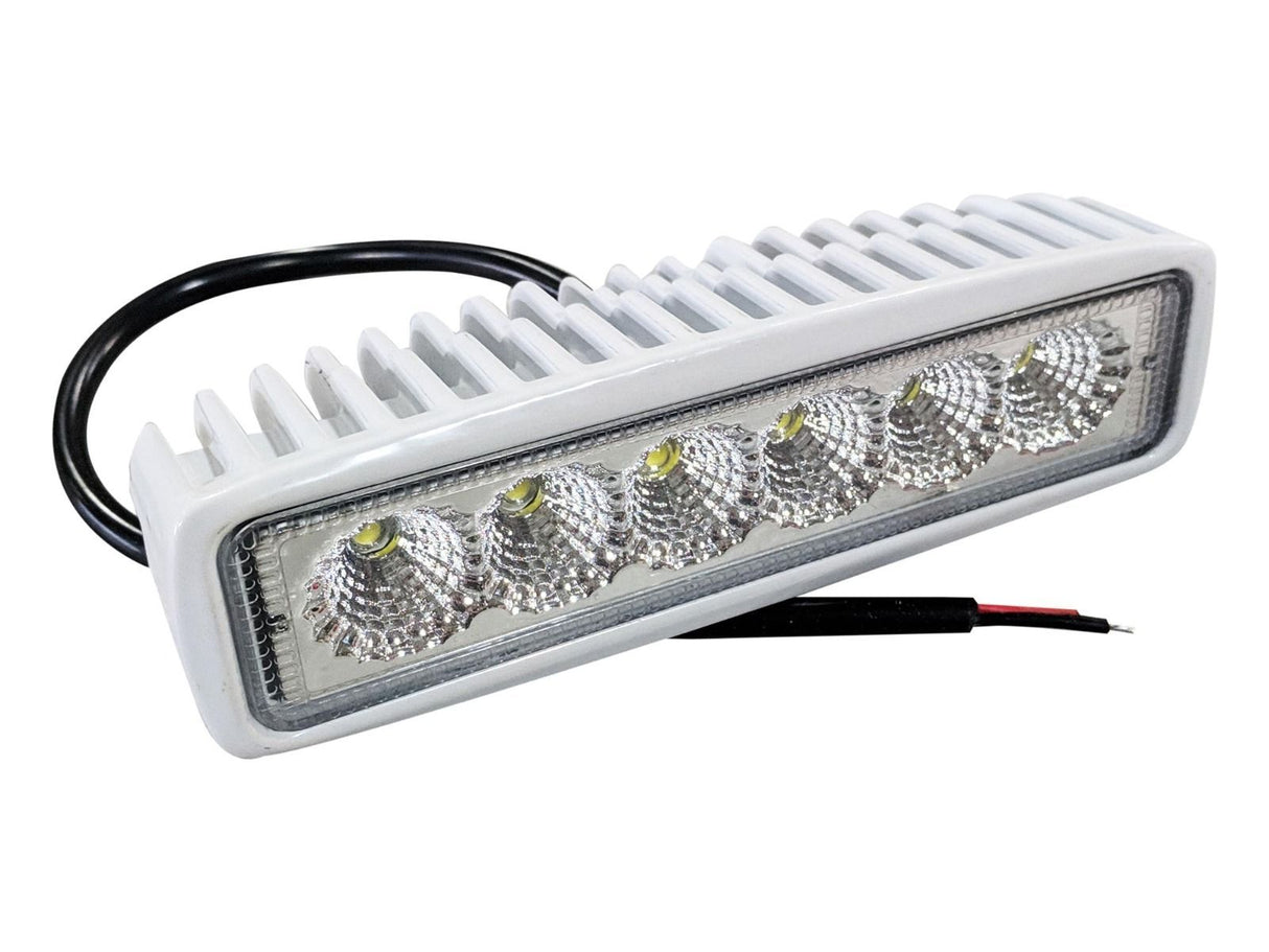 Fishmaster LED Deckbeleuchtung weiß 1170 Lumen mit T-Top Montage