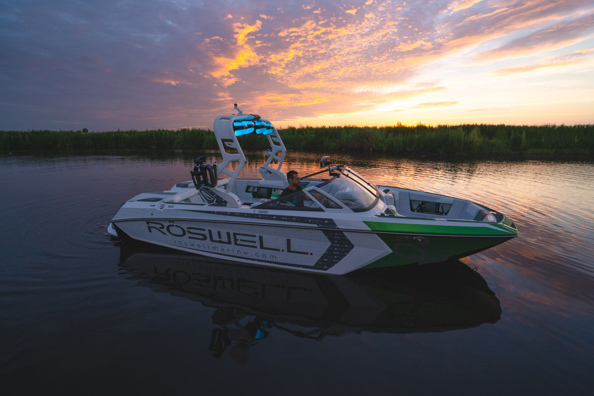 Roswell R1 PRO Tower Speakers White – RGB LED Lighting