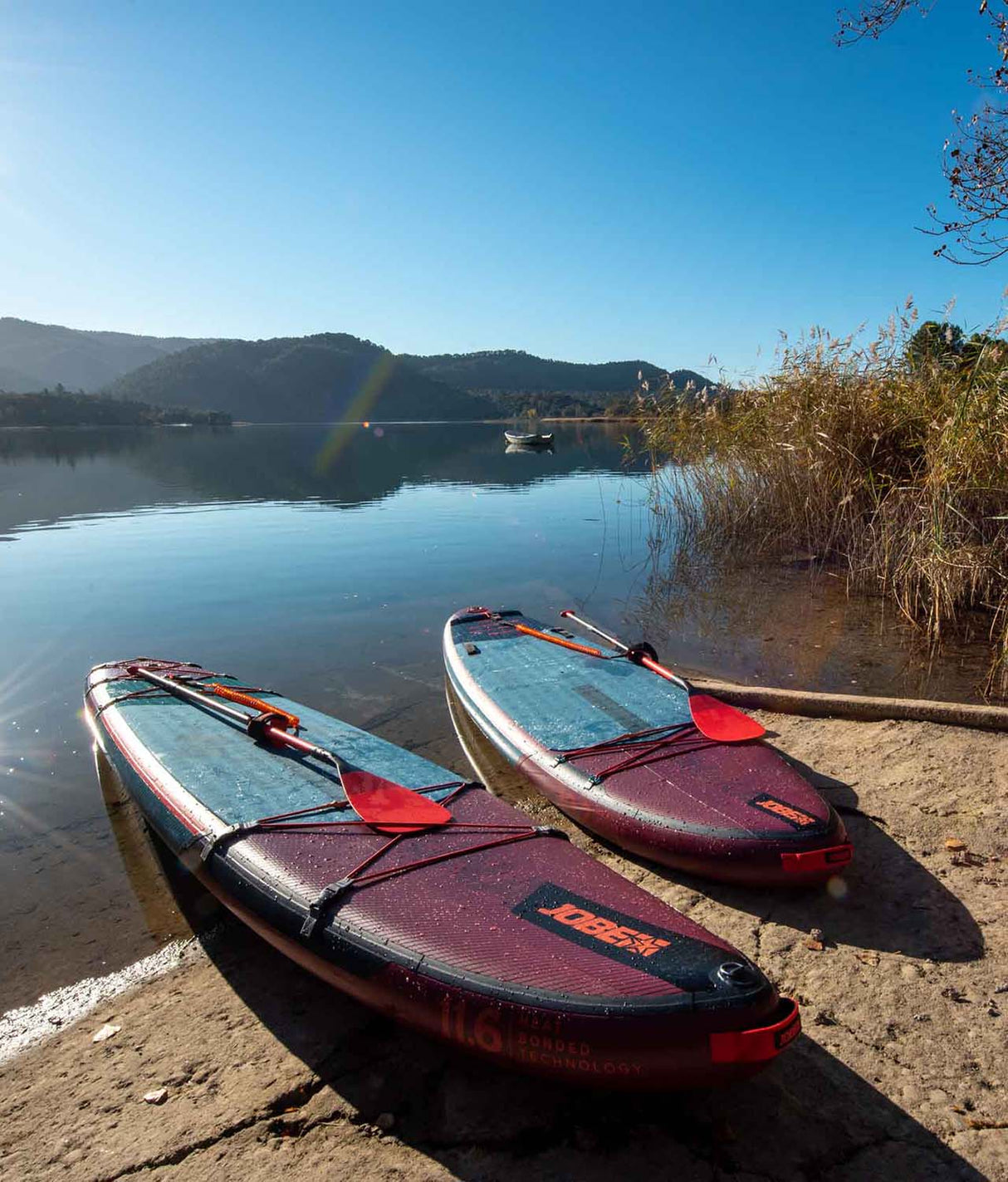 mohaka 10'2 sup boards aan waterkant