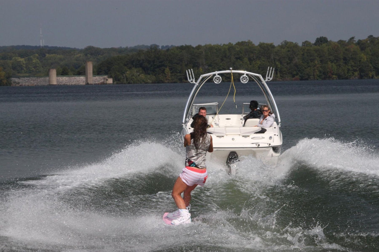 Monster Tower MTE Wakeboardturm poliert – Breite 1,52–2,60 m