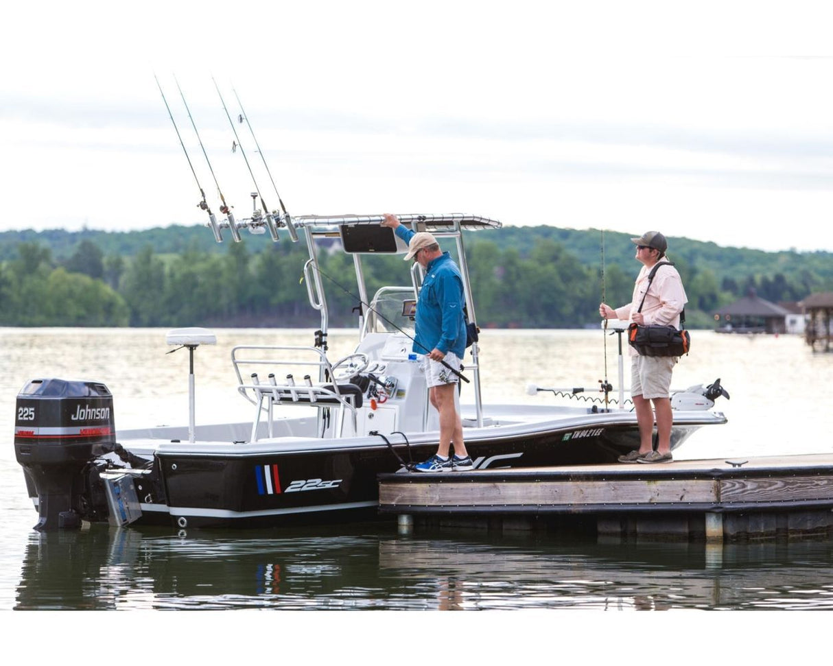 Fishmaster Original Polished T-top Folding Stand – For Center Console